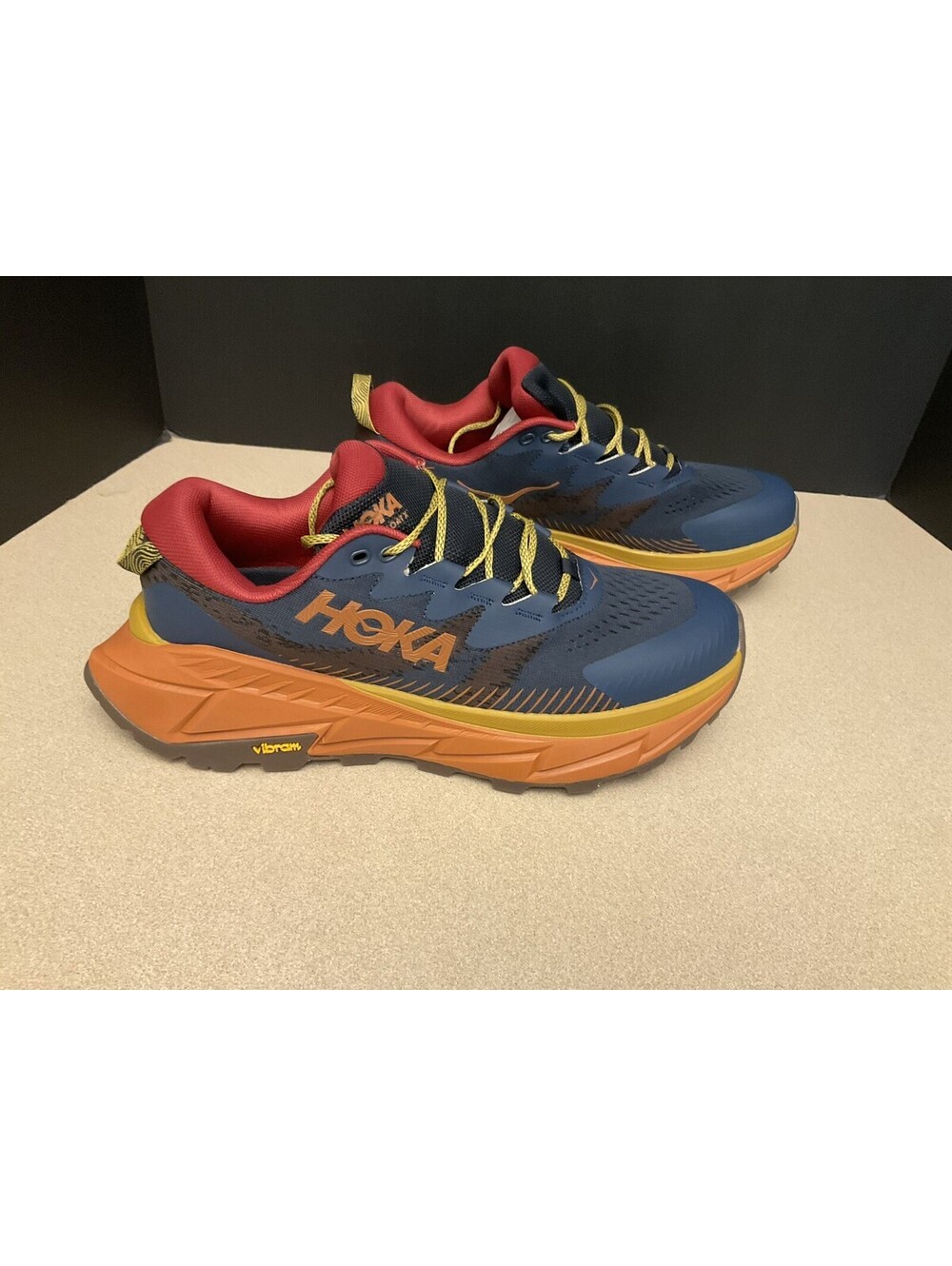 New! Mens HOKA One One Skyline Float X Athletic Shoes. Size 11D. Nice Shoes!!!